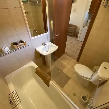 Fiore Di Flora Πανσιόν Αρχάγγελος