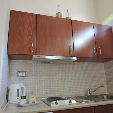 Πανσιόν Fiore Di Flora Αρχάγγελος