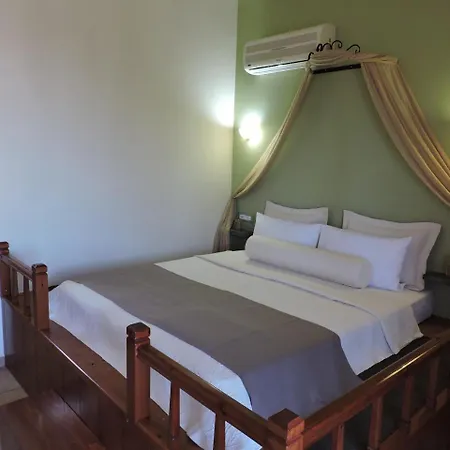 Fiore Di Flora Πανσιόν